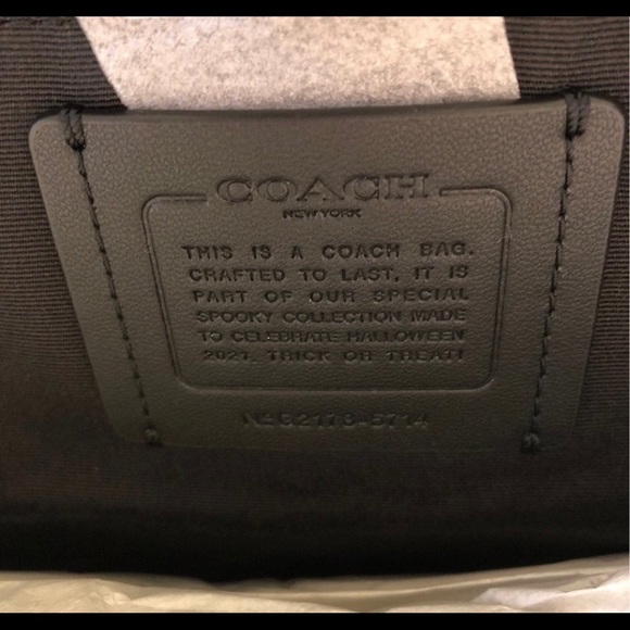 ❤️SOLD❤️NWT Coach Halloween Tote❤️PRICE IS FIRM❤️LAST ONE!!! - Picture 4 of 5
